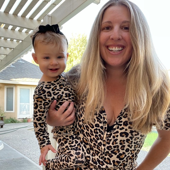 Meet your Posher, Sara - Picture 2 of 4